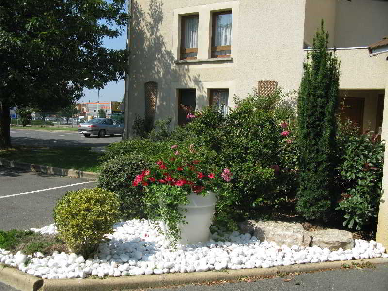 Greet Hotel Massieux Lyon Nord Kültér fotó