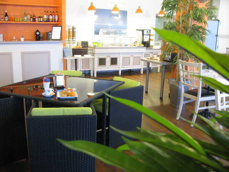 Greet Hotel Massieux Lyon Nord Kültér fotó